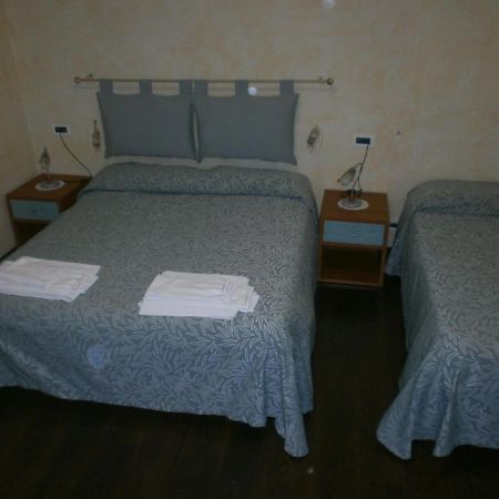 Albergo Vecchio Pavone Borgaro Torinese Eksteriør bilde